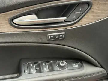 ALFA ROMEO Stelvio Ti Q4 MEMORY ACC NAVI KAMERA SHZ KLIMA