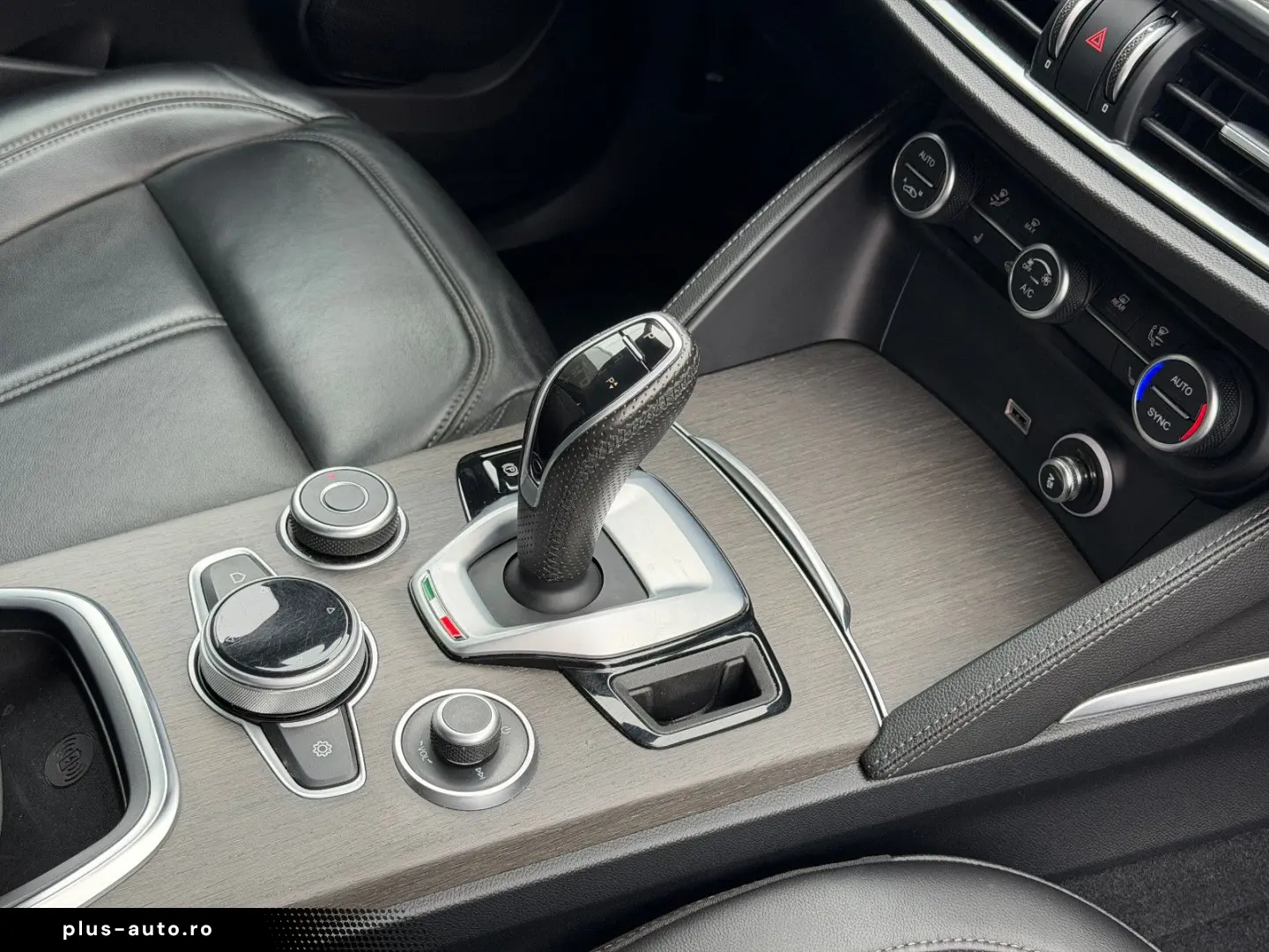 ALFA ROMEO Stelvio Ti Q4 MEMORY ACC NAVI KAMERA SHZ KLIMA