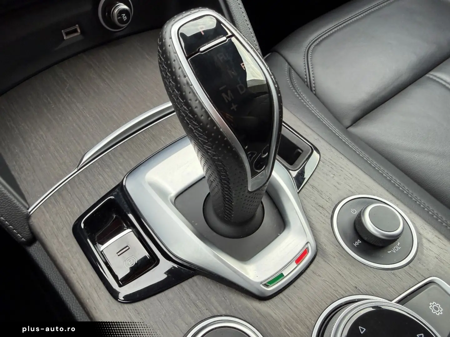 ALFA ROMEO Stelvio Ti Q4 MEMORY ACC NAVI KAMERA SHZ KLIMA