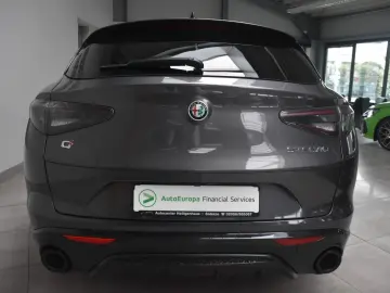ALFA ROMEO Stelvio Q4 MatLED Navi Leder Kam HarmKardon ACC