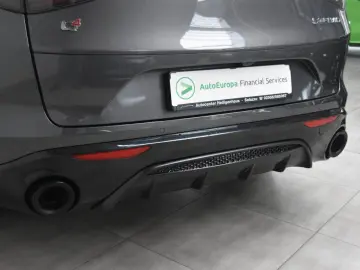 ALFA ROMEO Stelvio Q4 MatLED Navi Leder Kam HarmKardon ACC