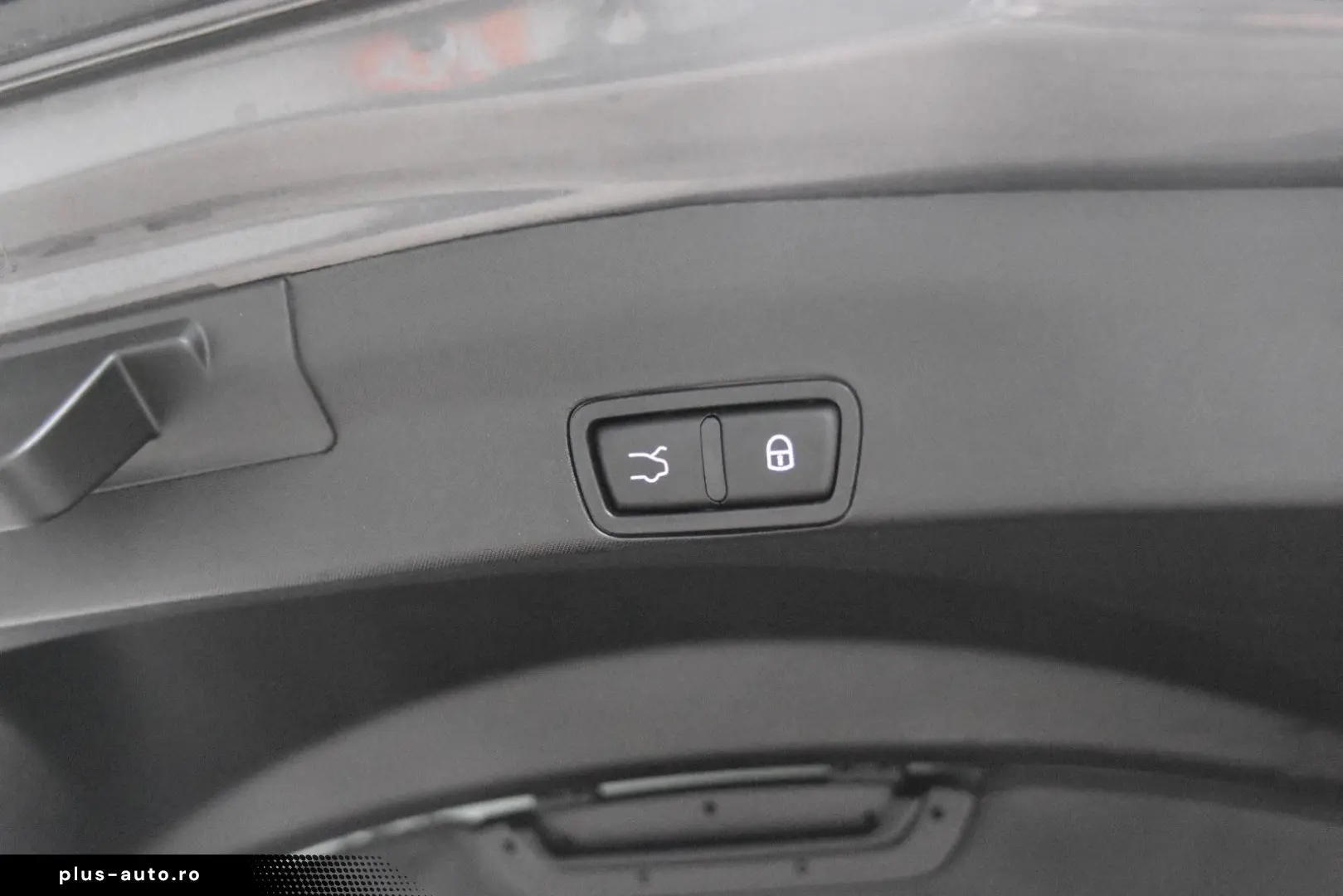 ALFA ROMEO Stelvio Q4 MatLED Navi Leder Kam HarmKardon ACC