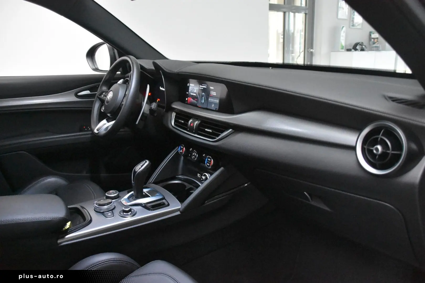 ALFA ROMEO Stelvio Q4 MatLED Navi Leder Kam HarmKardon ACC