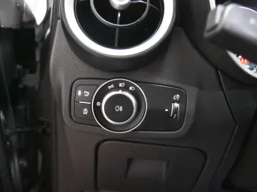 ALFA ROMEO Stelvio Q4 MatLED Navi Leder Kam HarmKardon ACC