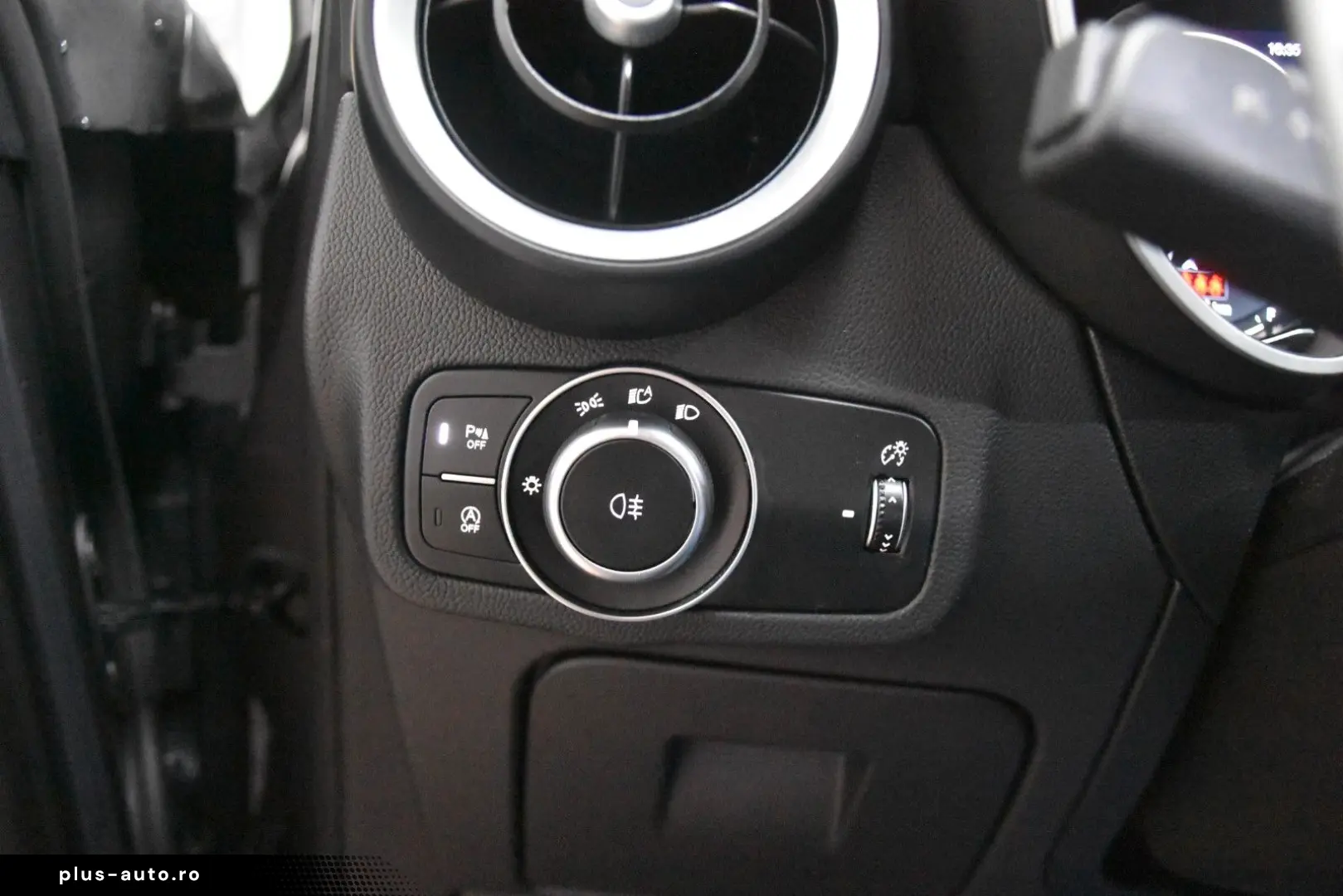 ALFA ROMEO Stelvio Q4 MatLED Navi Leder Kam HarmKardon ACC