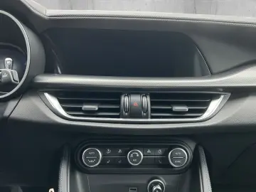 ALFA ROMEO Stelvio MY24 VELOCE 2.0 Turbo  AHK SHZ 20&hellip;