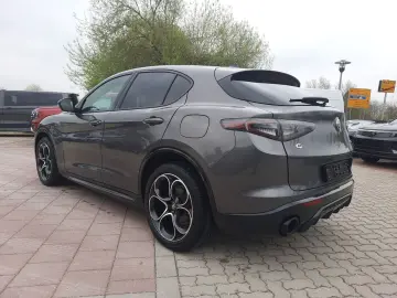 ALFA ROMEO Stelvio 2.2 JTDM Veloce Q4 Matrix DAB Kamera