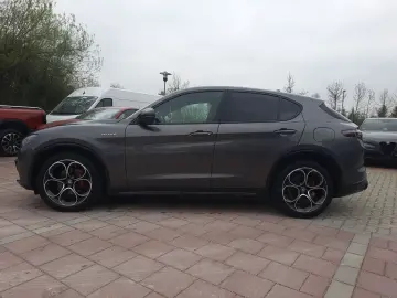 ALFA ROMEO Stelvio 2.2 JTDM Veloce Q4 Matrix DAB Kamera