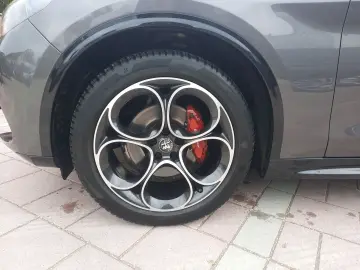 ALFA ROMEO Stelvio 2.2 JTDM Veloce Q4 Matrix DAB Kamera