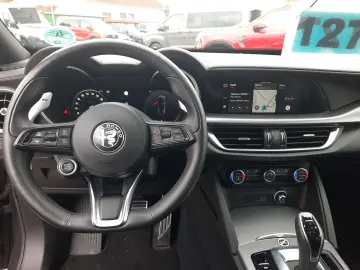 ALFA ROMEO Stelvio 2.2 JTDM Veloce Q4 Matrix DAB Kamera