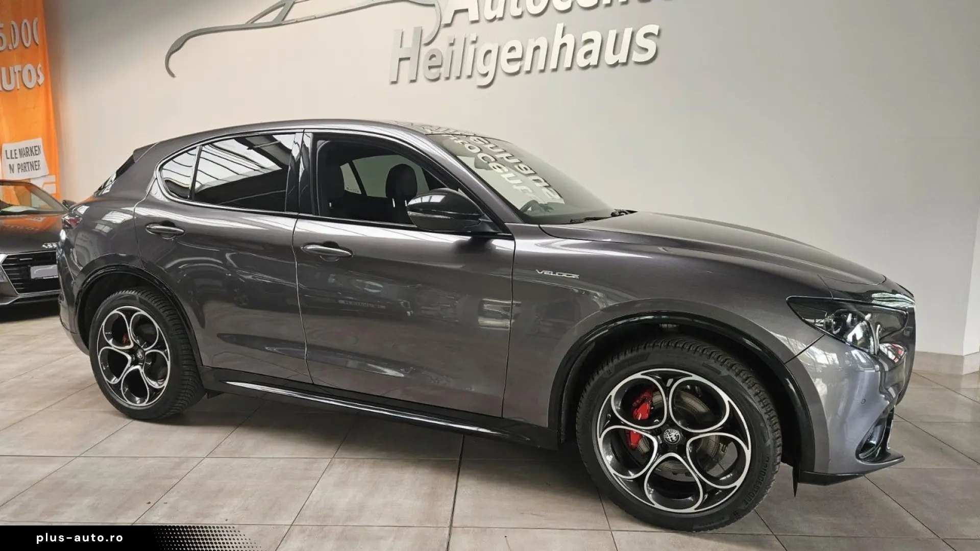 ALFA ROMEO Stelvio Veloce Q4 ACC Matrix Leder Kamera Navi