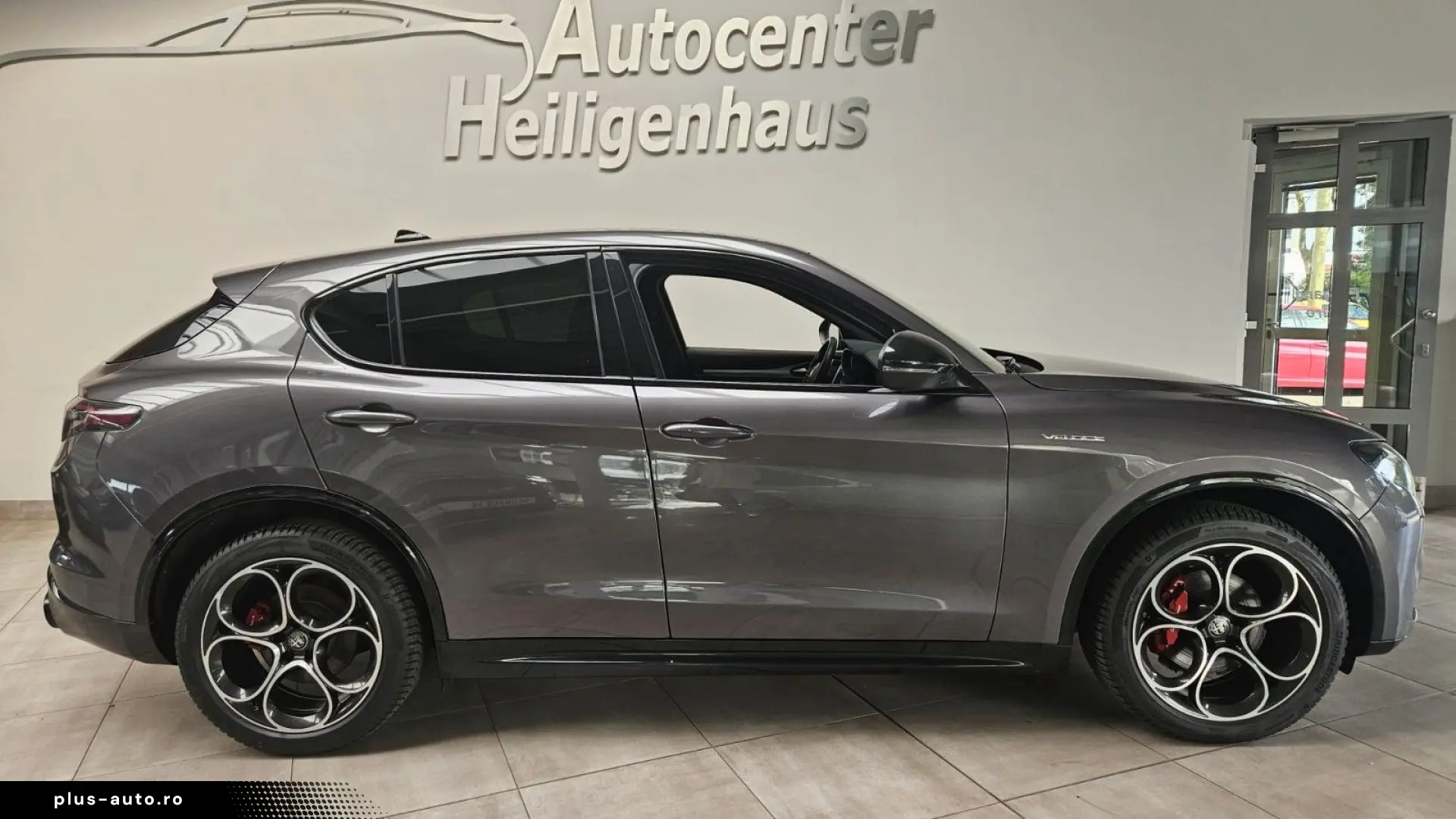 ALFA ROMEO Stelvio Veloce Q4 ACC Matrix Leder Kamera Navi