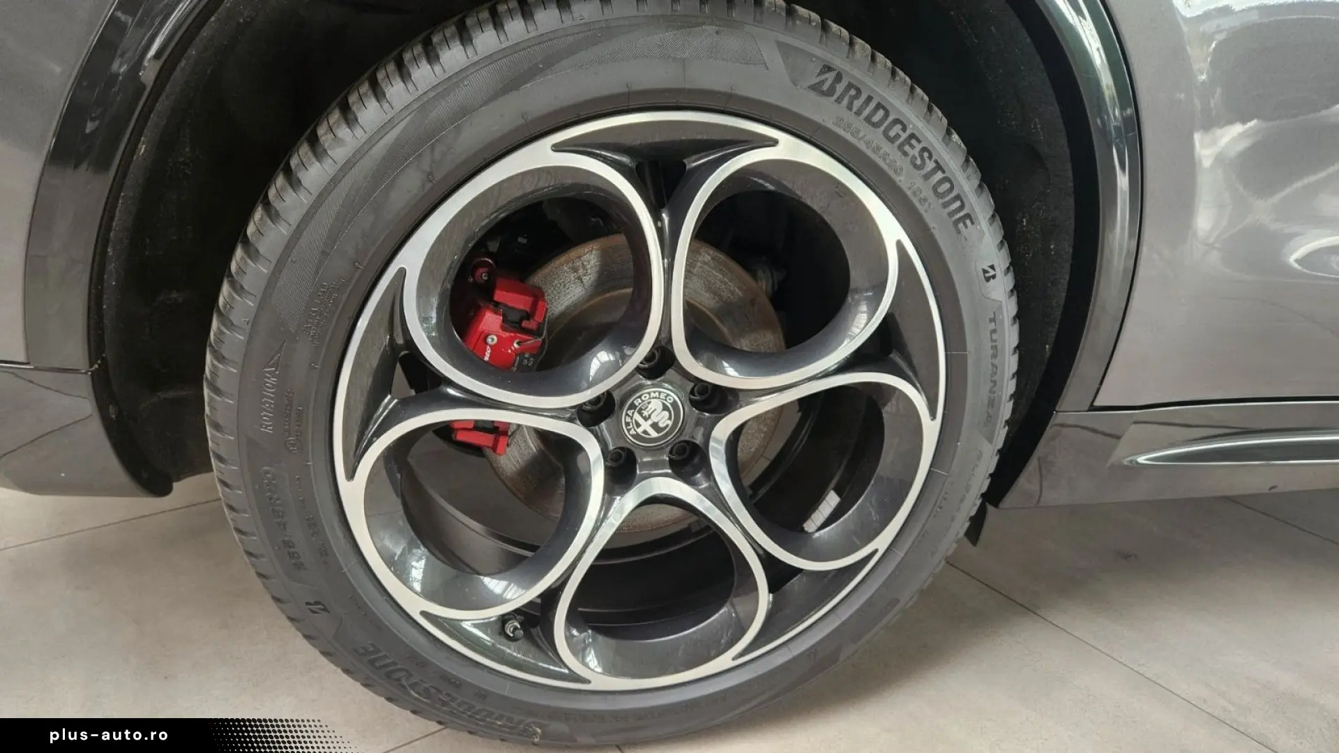 ALFA ROMEO Stelvio Veloce Q4 ACC Matrix Leder Kamera Navi