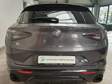 ALFA ROMEO Stelvio Veloce Q4 ACC Matrix Leder Kamera Navi