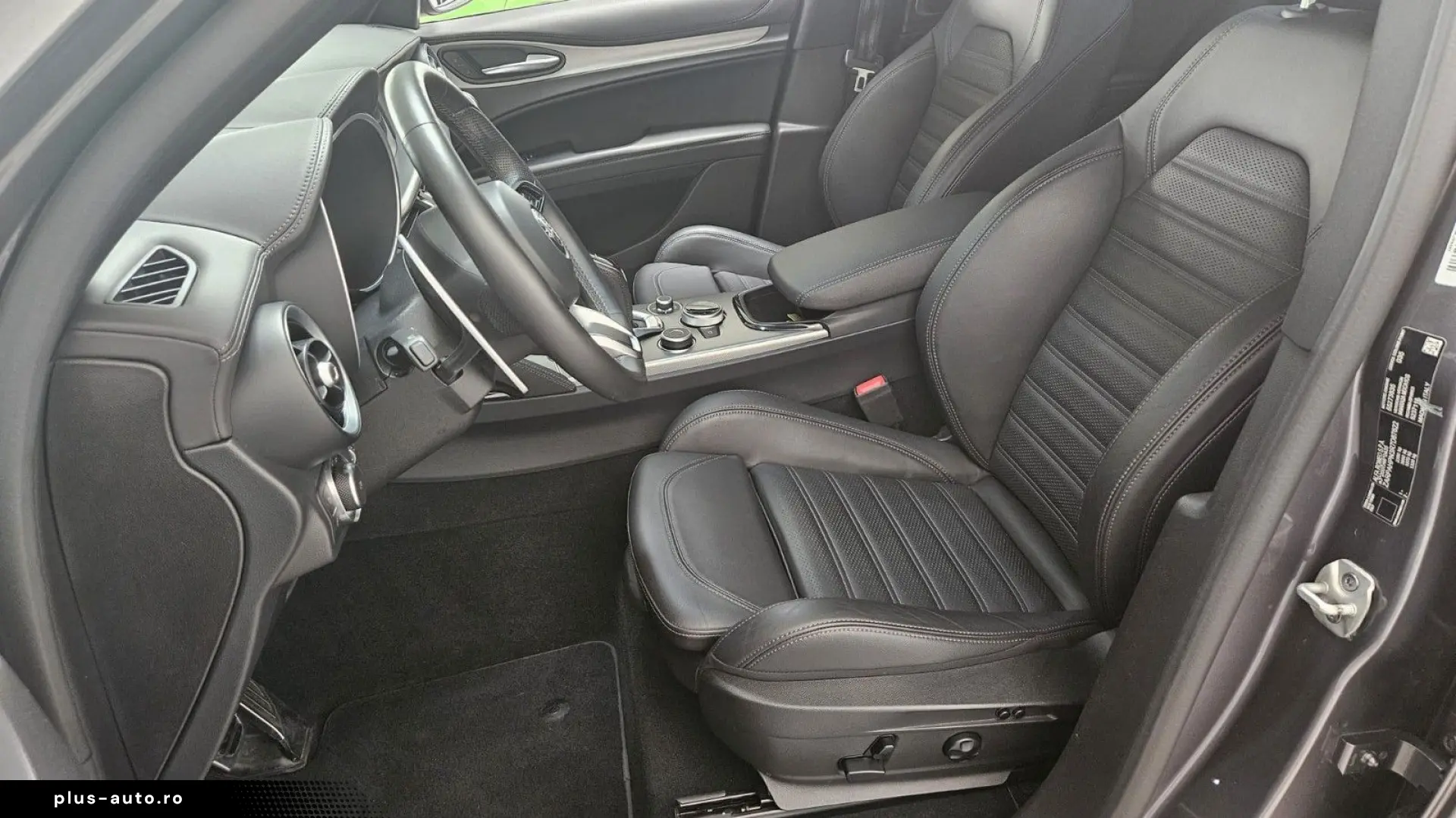 ALFA ROMEO Stelvio Veloce Q4 ACC Matrix Leder Kamera Navi