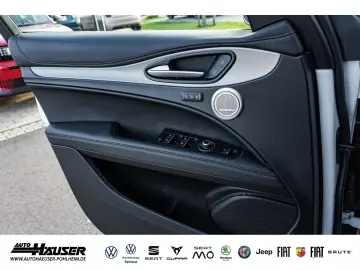 ALFA ROMEO Stelvio Veloce 2.0 Turbo AT8 Q4 EL. HECKKL. HARM