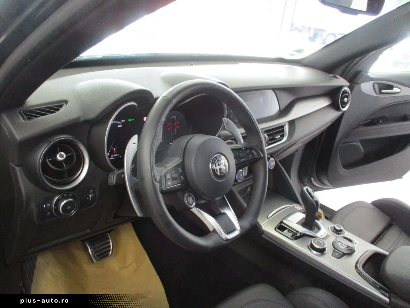 ALFA ROMEO Stelvio Veloce Q4 NAVI SHZ LEDER AT