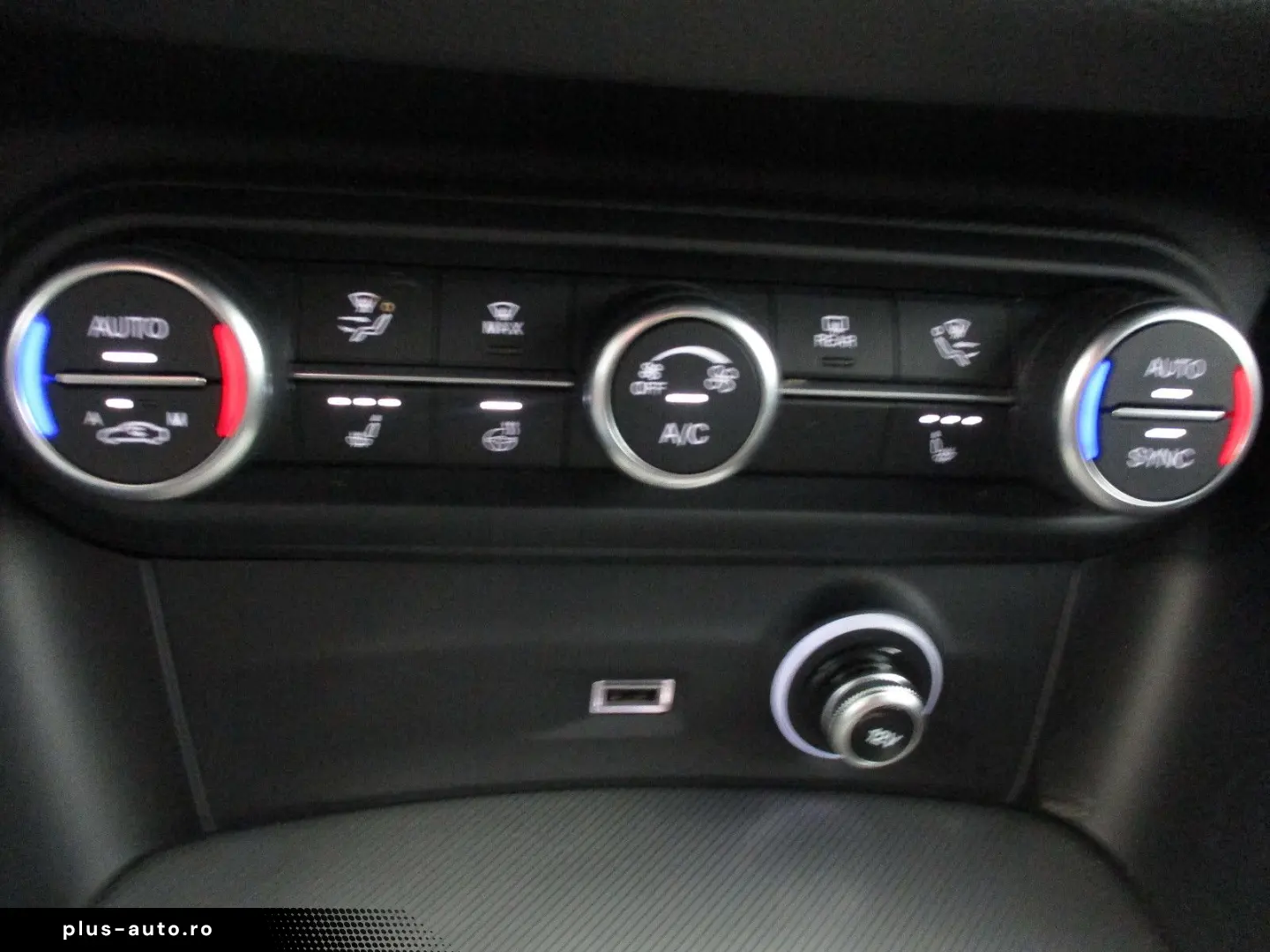 ALFA ROMEO Stelvio Veloce Q4 NAVI SHZ LEDER AT