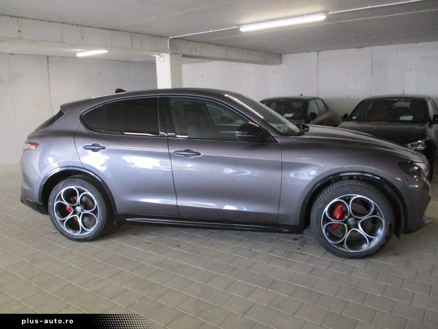 ALFA ROMEO Stelvio Veloce Q4 NAVI SHZ LEDER AT