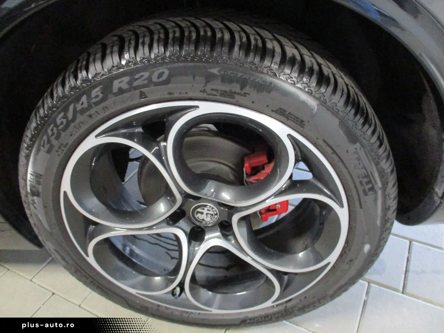 ALFA ROMEO Stelvio Veloce Q4 NAVI SHZ LEDER AT