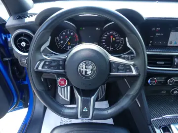 ALFA ROMEO Stelvio 2.9 Bi Turbo Q4 Quadrifoglio PANO ACC KA