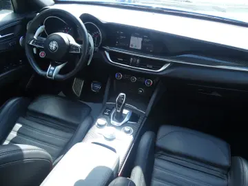 ALFA ROMEO Stelvio 2.9 Bi Turbo Q4 Quadrifoglio PANO ACC KA