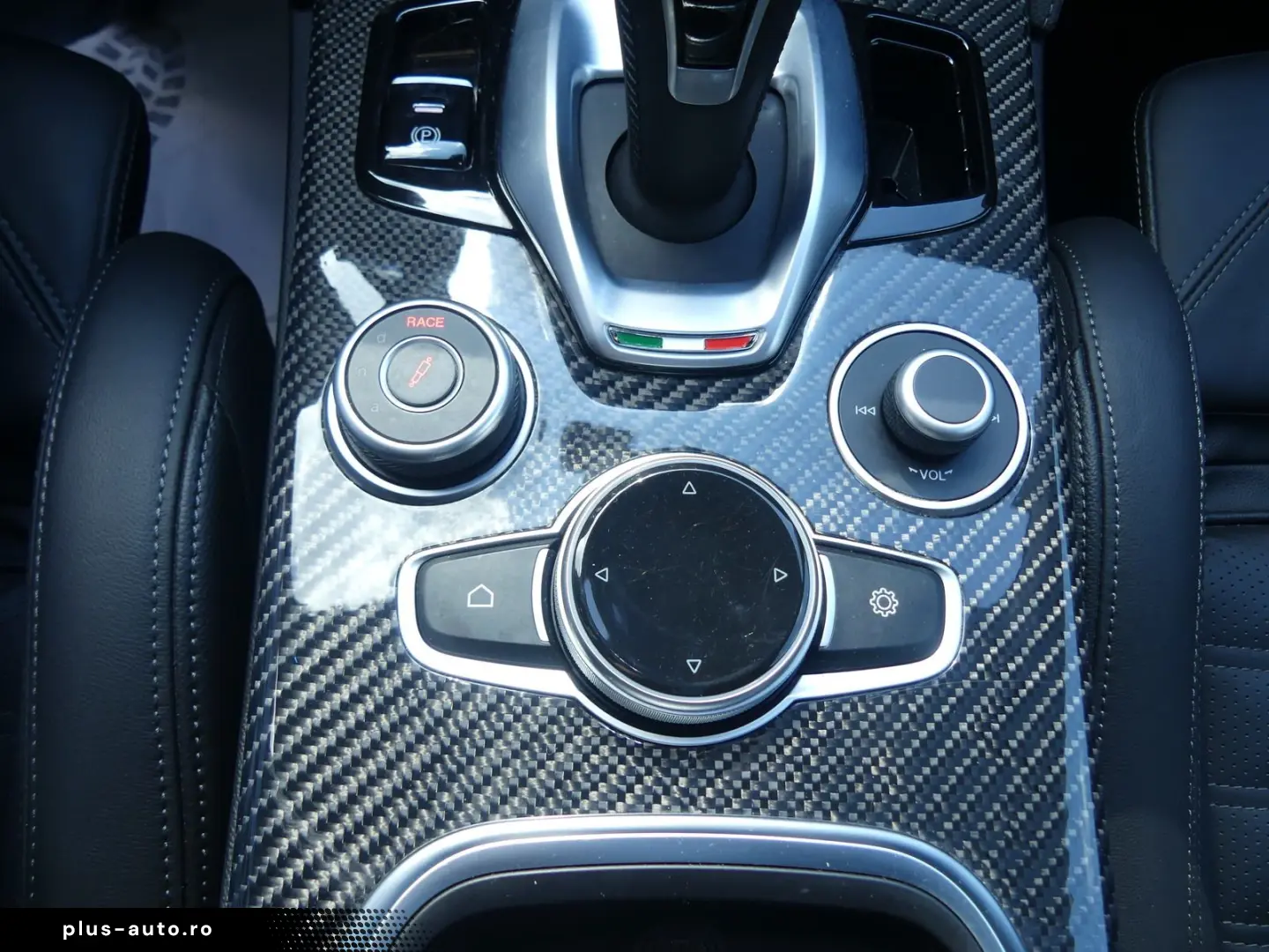 ALFA ROMEO Stelvio 2.9 Bi Turbo Q4 Quadrifoglio PANO ACC KA