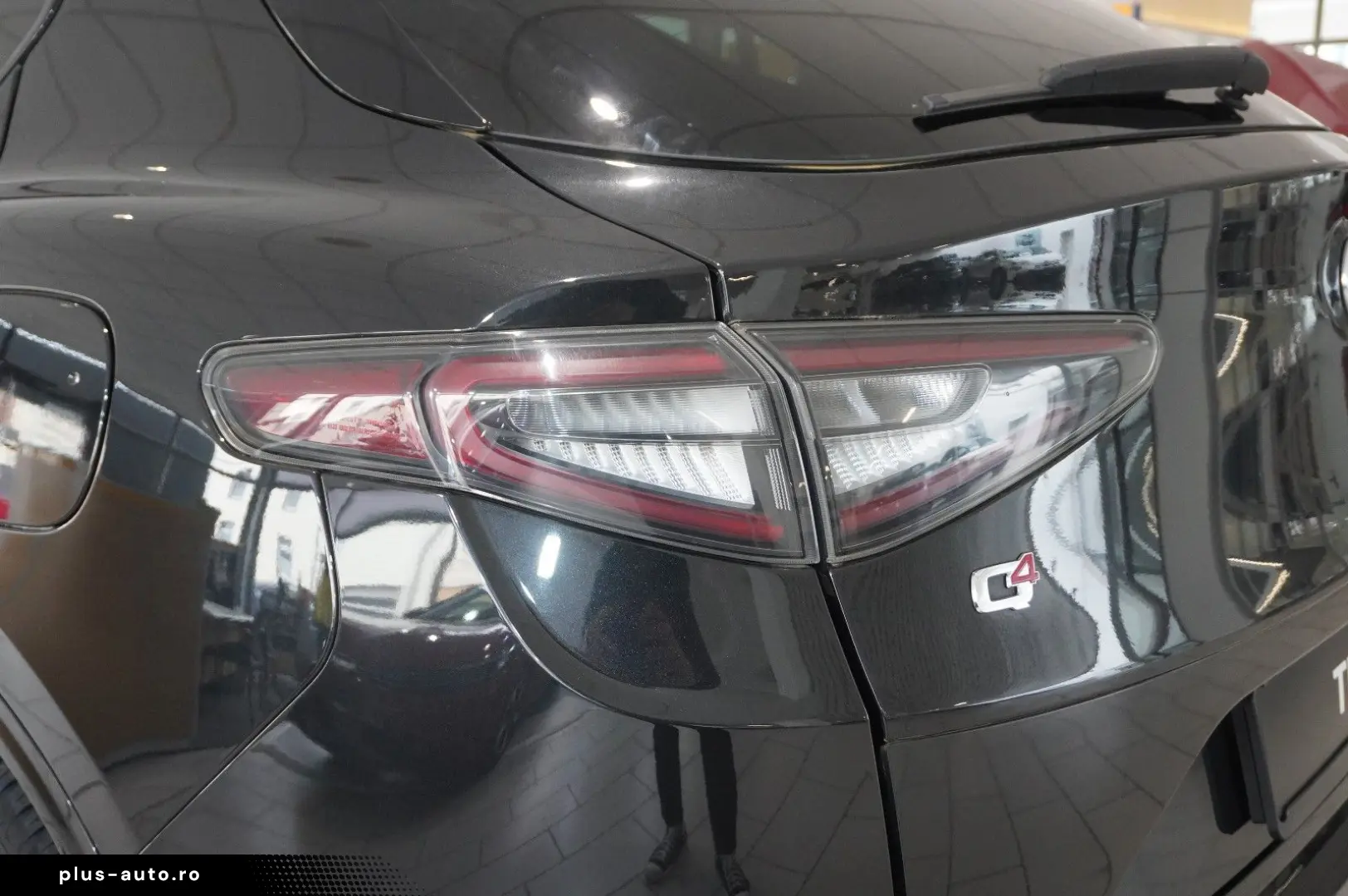 ALFA ROMEO Stelvio 2.2D VELOCE Q4 NAVI LED KAMERA MATRIX SH