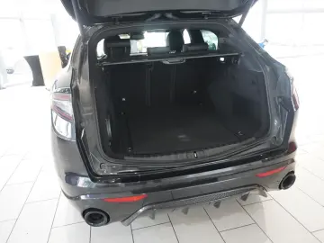 ALFA ROMEO Stelvio 2.2D VELOCE Q4 NAVI LED KAMERA MATRIX SH
