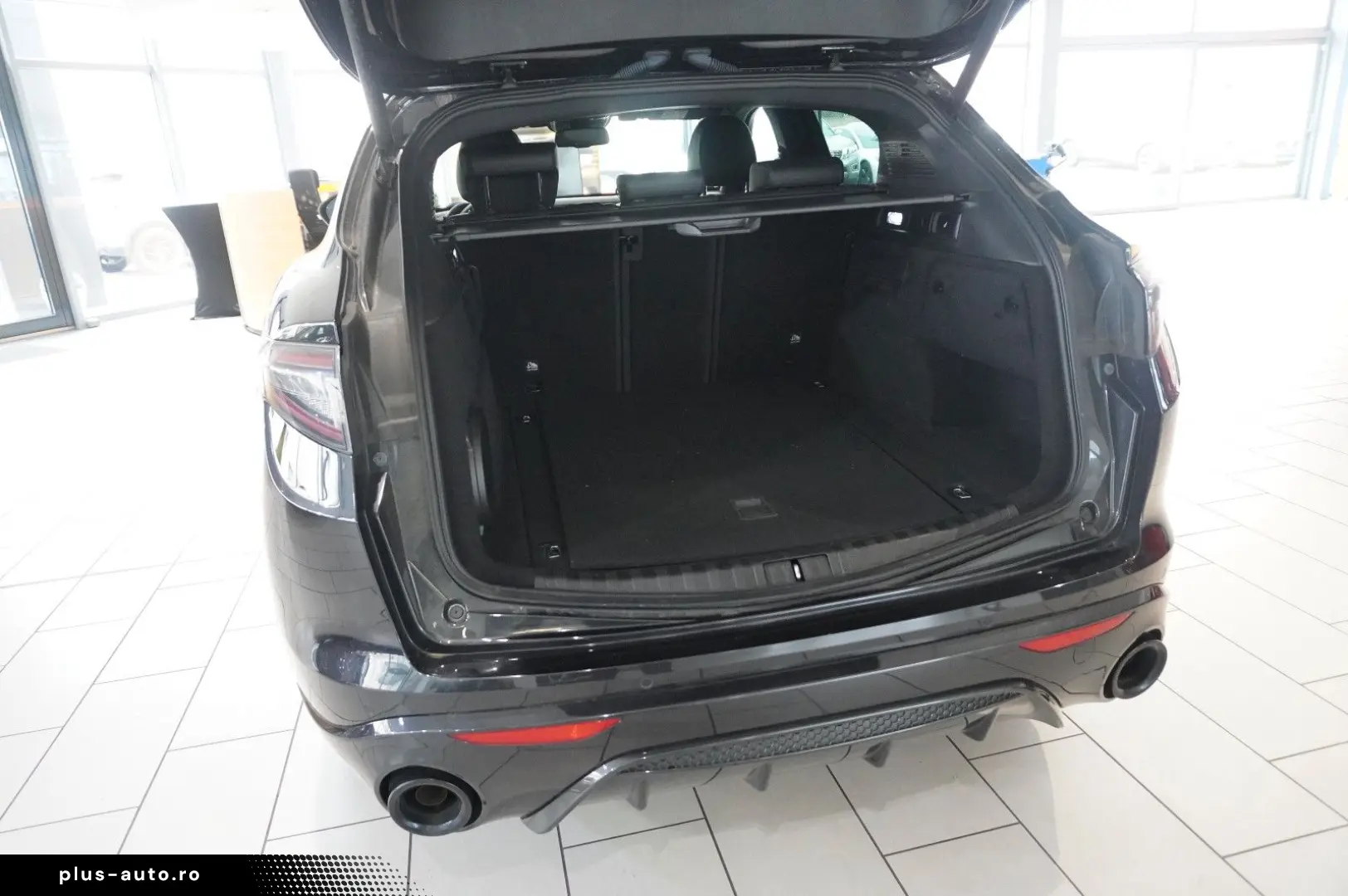 ALFA ROMEO Stelvio 2.2D VELOCE Q4 NAVI LED KAMERA MATRIX SH