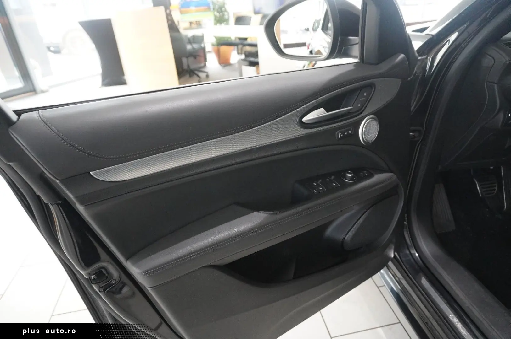 ALFA ROMEO Stelvio 2.2D VELOCE Q4 NAVI LED KAMERA MATRIX SH