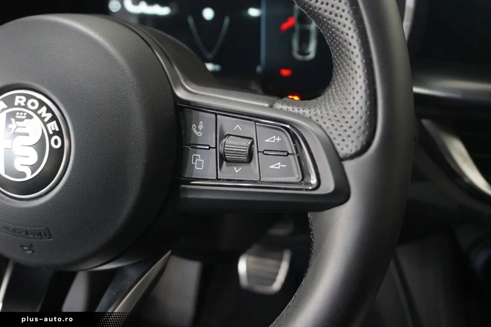 ALFA ROMEO Stelvio 2.2D VELOCE Q4 NAVI LED KAMERA MATRIX SH