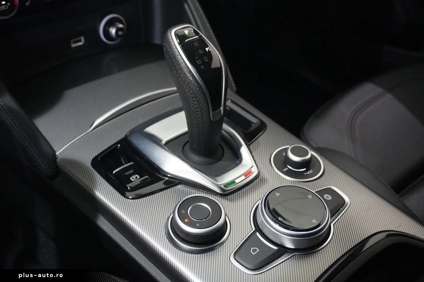 ALFA ROMEO Stelvio 2.2D VELOCE Q4 NAVI LED KAMERA MATRIX SH