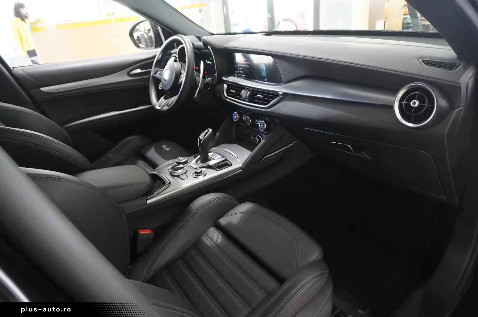 ALFA ROMEO Stelvio 2.2D VELOCE Q4 NAVI LED KAMERA MATRIX SH