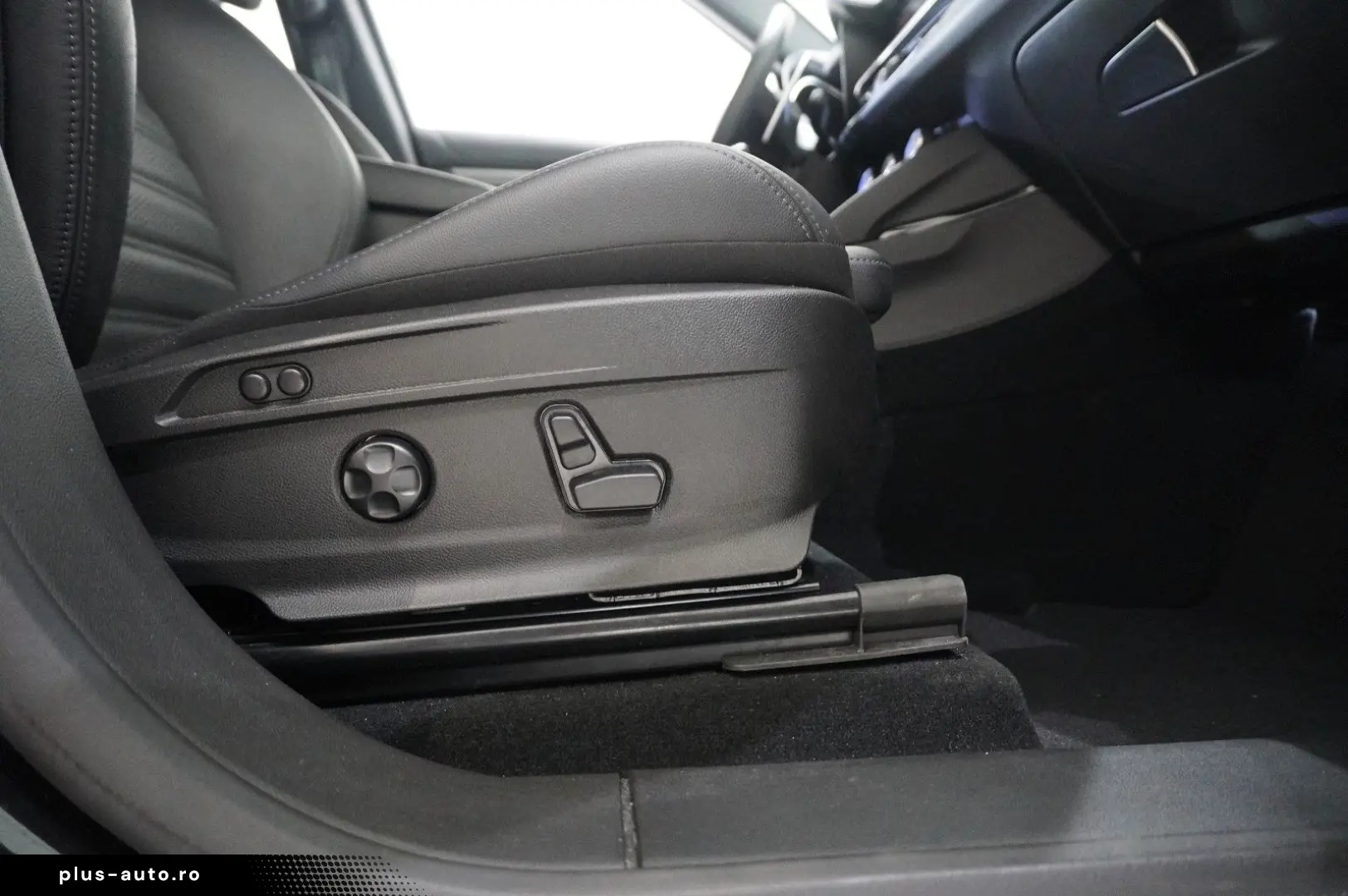 ALFA ROMEO Stelvio 2.2D VELOCE Q4 NAVI LED KAMERA MATRIX SH