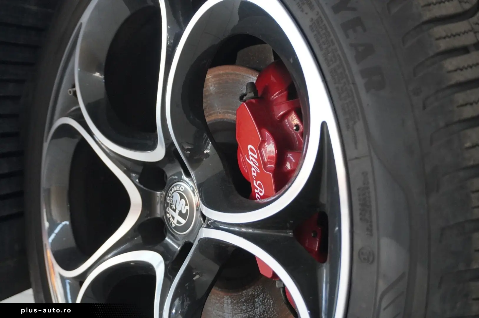 ALFA ROMEO Stelvio 2.2D VELOCE Q4 NAVI LED KAMERA MATRIX SH