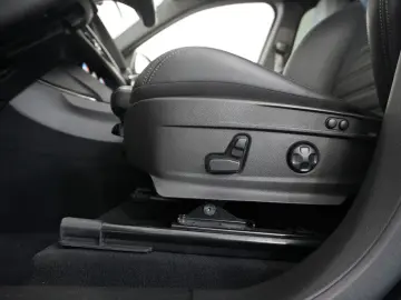 ALFA ROMEO Stelvio 2.2D VELOCE Q4 NAVI LED KAMERA MATRIX SH