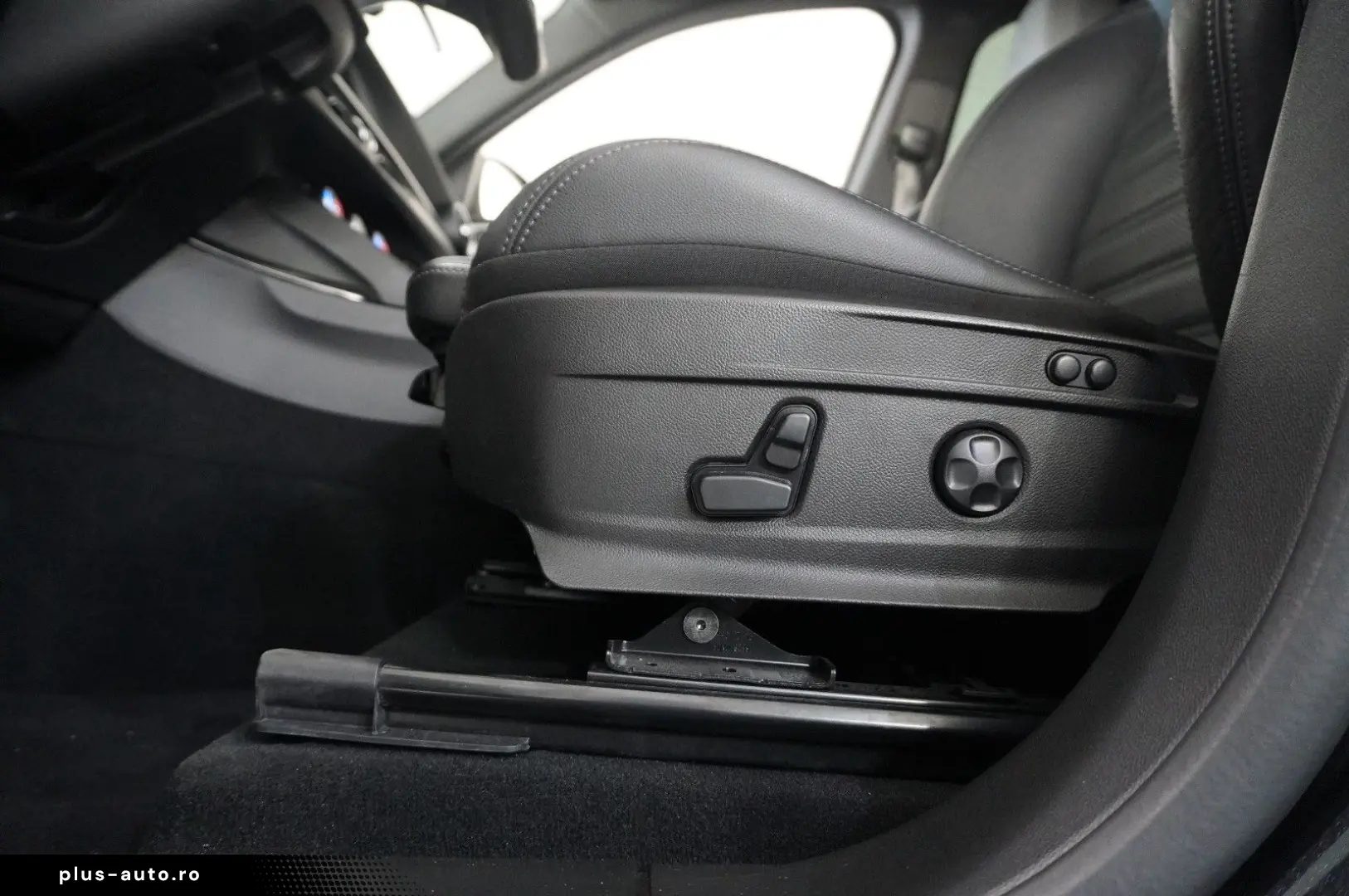 ALFA ROMEO Stelvio 2.2D VELOCE Q4 NAVI LED KAMERA MATRIX SH