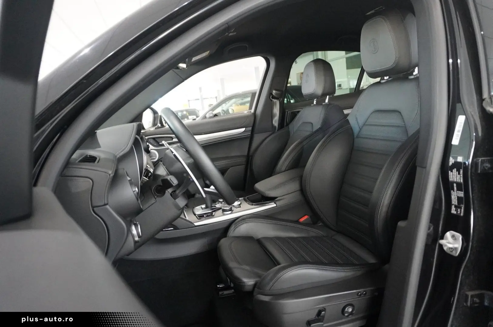 ALFA ROMEO Stelvio 2.2D VELOCE Q4 NAVI LED KAMERA MATRIX SH