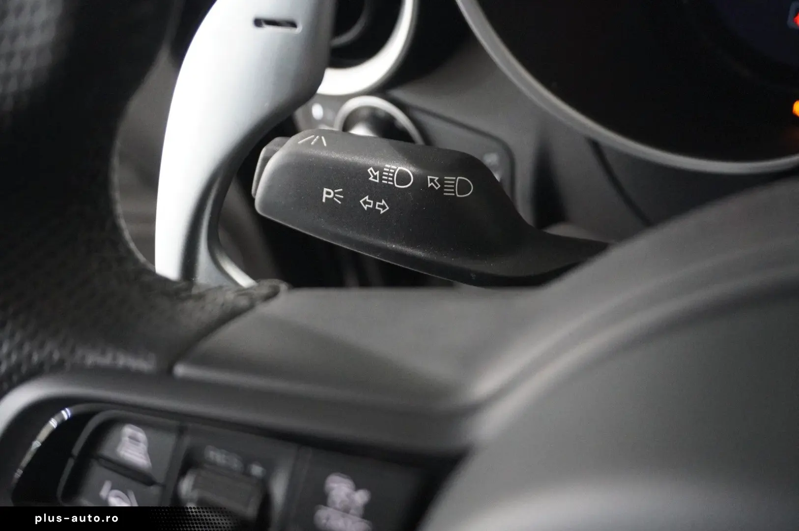 ALFA ROMEO Stelvio 2.2D VELOCE Q4 NAVI LED KAMERA MATRIX SH