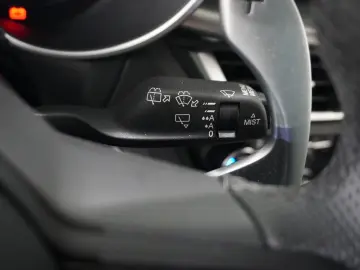 ALFA ROMEO Stelvio 2.2D VELOCE Q4 NAVI LED KAMERA MATRIX SH