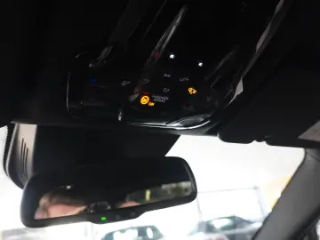 ALFA ROMEO Stelvio 2.2D VELOCE Q4 NAVI LED KAMERA MATRIX SH