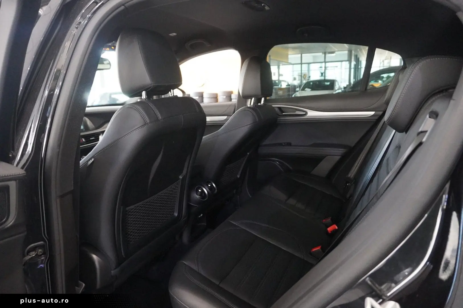 ALFA ROMEO Stelvio 2.2D VELOCE Q4 NAVI LED KAMERA MATRIX SH