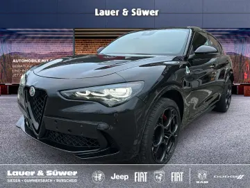 ALFA ROMEO Stelvio Quadrifoglio Benzin 519 PS AT  PANO