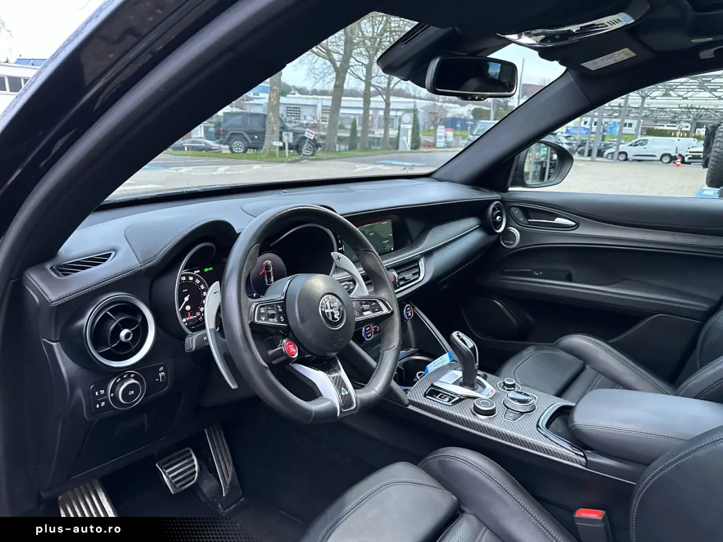 ALFA ROMEO Stelvio Quadrifoglio Benzin 519 PS AT  PANO