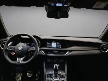 ALFA ROMEO Stelvio Quadrifoglio Q4 2.9 V6 Bi-turbo