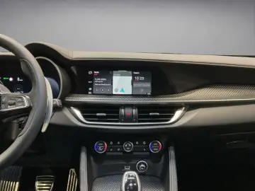 ALFA ROMEO Stelvio Quadrifoglio Q4 2.9 V6 Bi-turbo