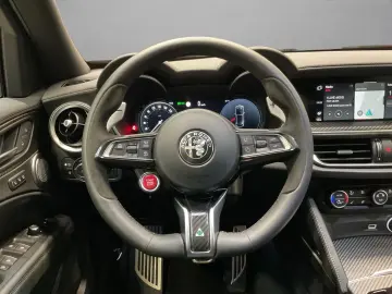 ALFA ROMEO Stelvio Quadrifoglio Q4 2.9 V6 Bi-turbo
