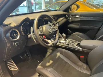 ALFA ROMEO Stelvio Quadrifoglio 2 9l V6 510PS Q4 SPARCO