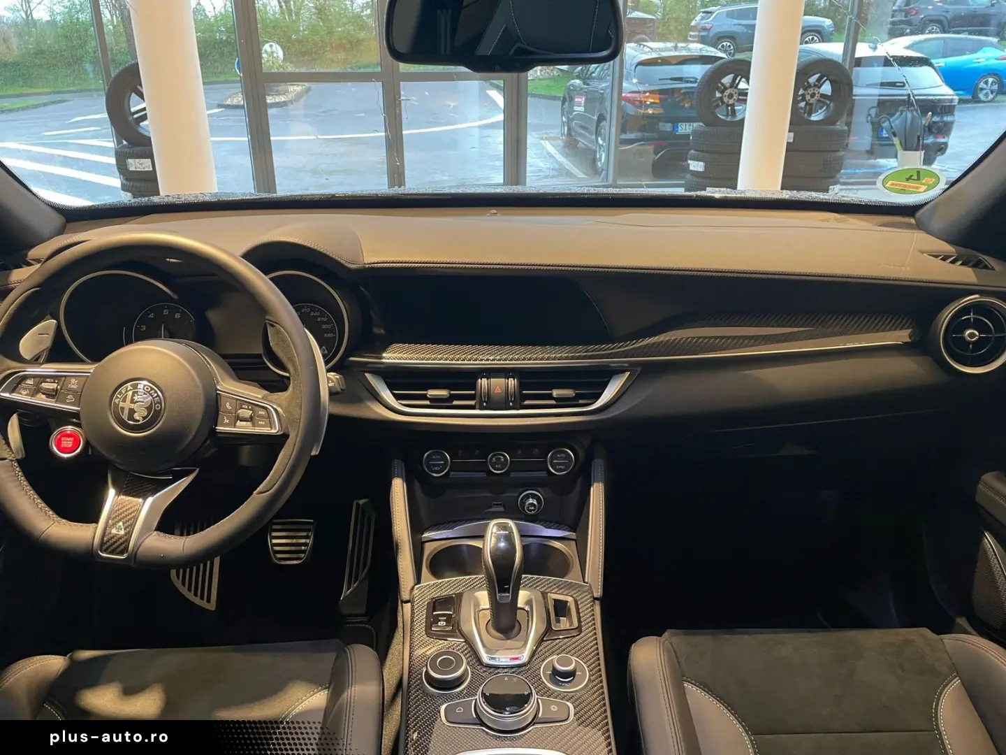 ALFA ROMEO Stelvio Quadrifoglio 2 9l V6 510PS Q4 SPARCO